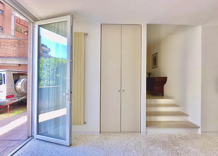 Navigli Apartments